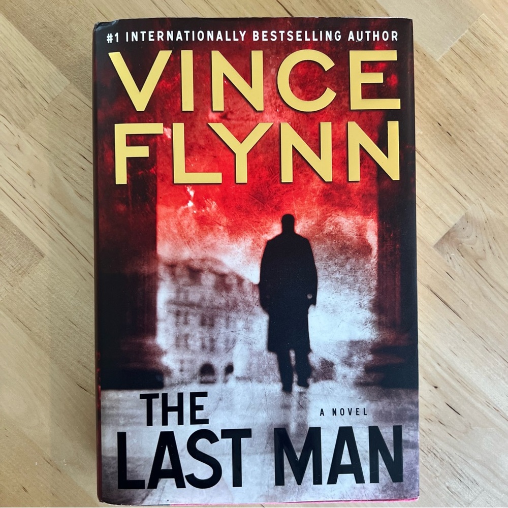 📚BUY 2 GET 1 FREE The Last Man by Vince Flynn‎
